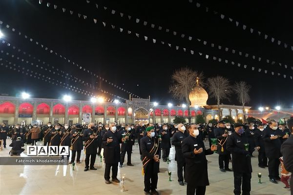 مراسم لاله‌گردانی به مناسبت بزرگداشت شهادت حضرت احمدبن موسی الکاظم( ع) در شیراز