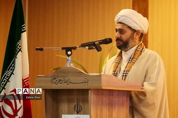 پیش همایش سراسری نماز دانش‌آموزی آموزش و پرورش ناحیه ۴ تبریز