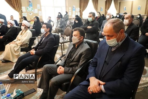 پیش همایش سراسری نماز دانش‌آموزی آموزش و پرورش ناحیه ۴ تبریز