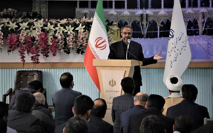 تکریم ارباب رجوع در اولویت برنامه‌های کاری قرار گیرد