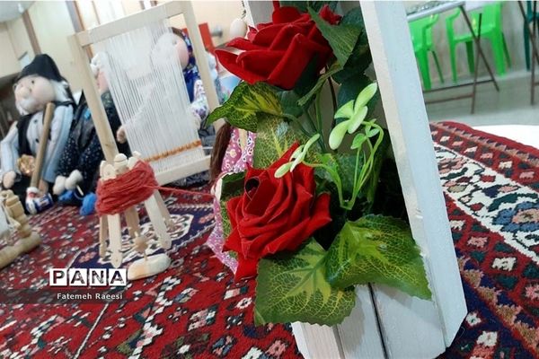 افتتاح بازارچه مشاغل خانگی در آباده