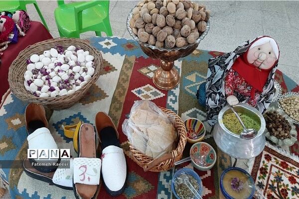 افتتاح بازارچه مشاغل خانگی در آباده