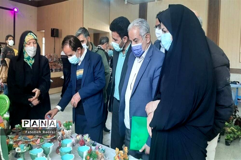 افتتاح بازارچه مشاغل خانگی در آباده