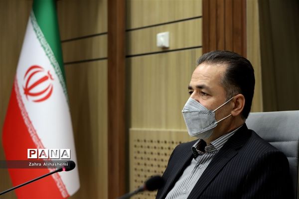 نشست معاون توسعه و پشتیبانی آموزش و پرورش شهر تهران با مدیر عامل بنیاد خیریه فجر