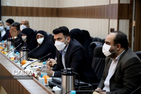 نشست معاونان پرورشی مناطق 19 گانه شهر تهران