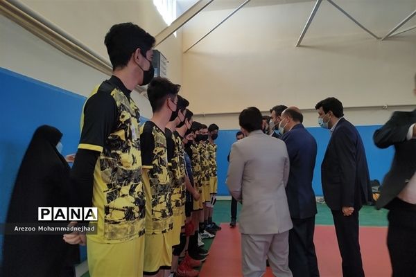 افتتاح سالن ورزشی درون مدرسه‌ای شهید بهشتی در شهرستان قرچک