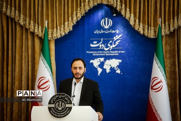 نشست خبری سخنگو‌ی دولت