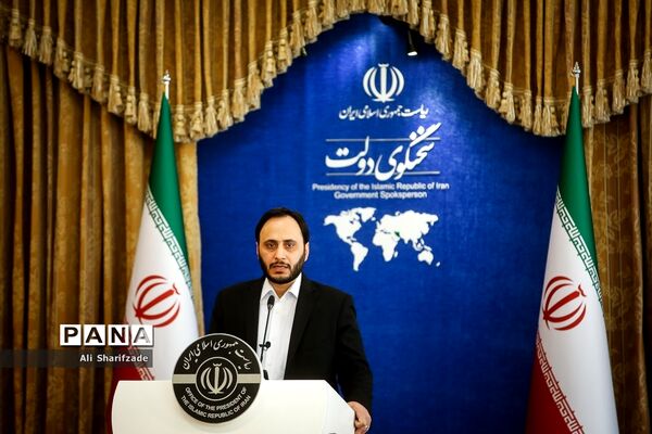 نشست خبری سخنگو‌ی دولت