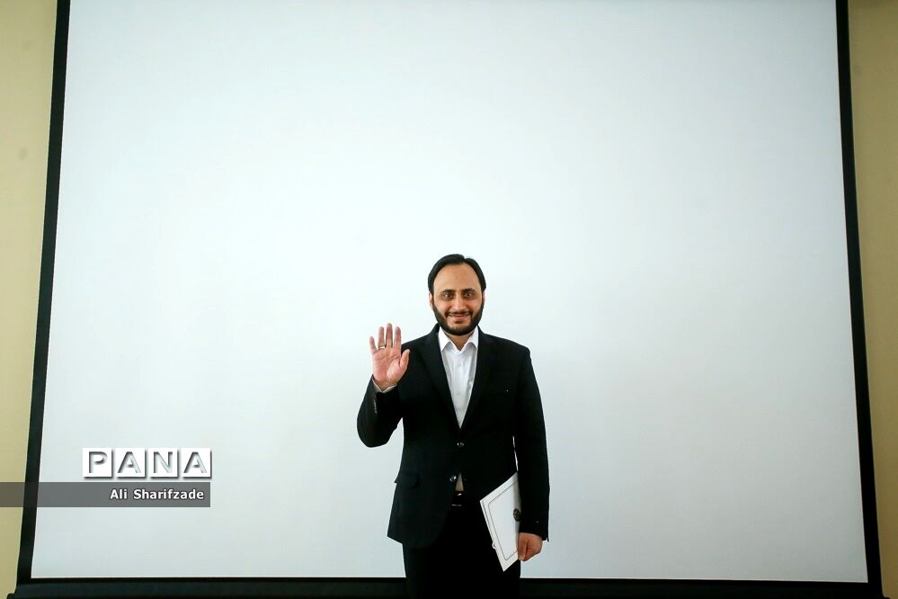 نشست خبری سخنگو‌ی دولت