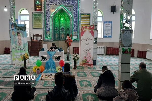 جشن طلیعه بندگی دانش‌آموزان شهرستان فیروزکوه