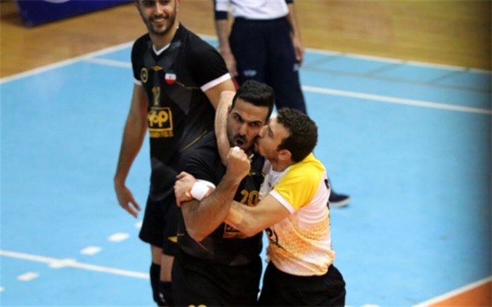 پیروزی آسان سپاهان در پلی‌آف لیگ والیبال