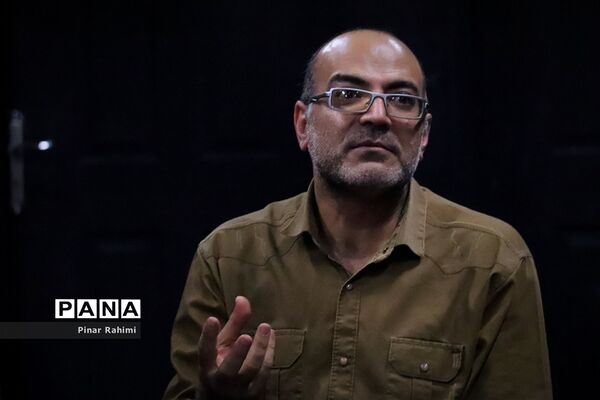 برگزاری نشست خبری نمایش ترانه‌های تلخ تارا