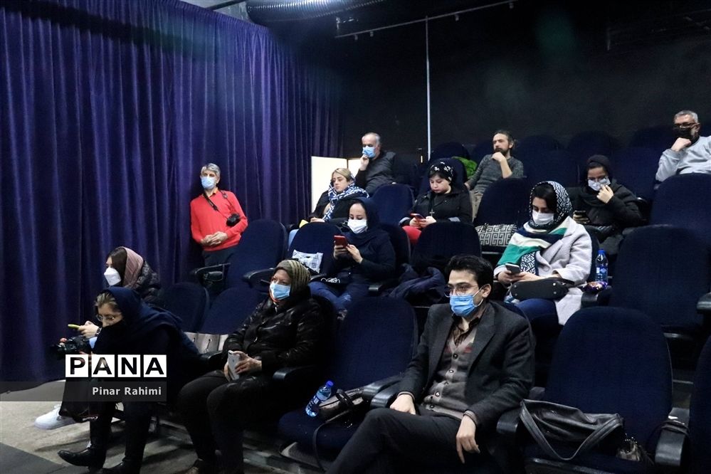 برگزاری نشست خبری نمایش ترانه‌های تلخ تارا