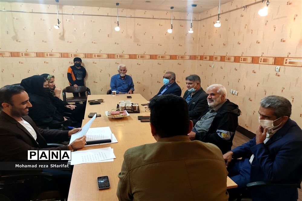 شبی با شعر در شهرستان امیدیه