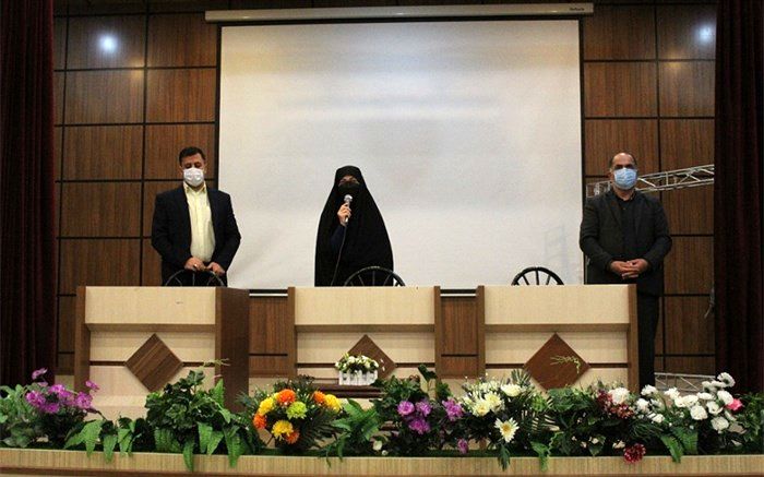 میز معلم بهترین تریبون برای تحقق جهاد تبیین است