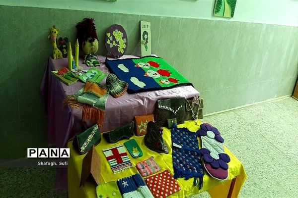 نمایشگاه دستاوردهای دانش‌آموزی به‌مناسبت سالروز تاسیس کانون‌ها در امیدیه