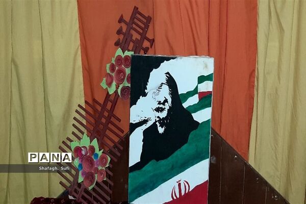نمایشگاه دستاوردهای دانش‌آموزی به‌مناسبت سالروز تاسیس کانون‌ها در امیدیه