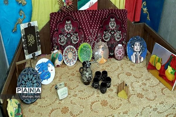 نمایشگاه دستاوردهای دانش‌آموزی به‌مناسبت سالروز تاسیس کانون‌ها در امیدیه
