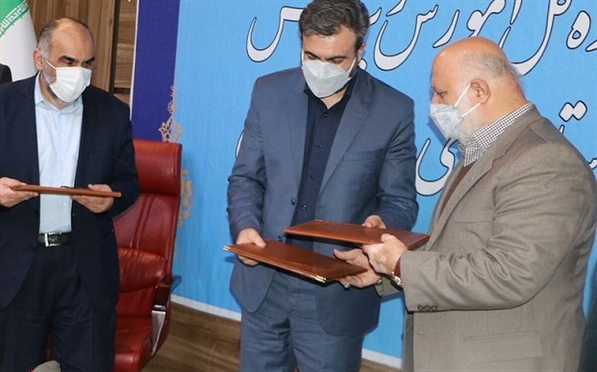 امضای تفاهم‌نامه مدیر کل آموزش و پرورش شهرستان‌های استان تهران با مدیرعامل بنیاد فجر