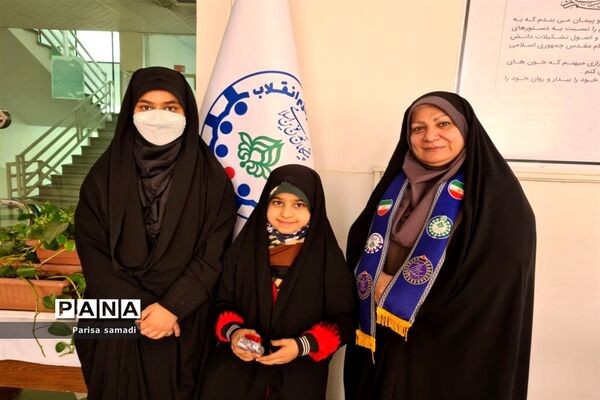 تقدیر از منتخبان آثار برتر در پویش‌های جشنواره زمستانی شاد منطقه ۱۳ شهر تهران