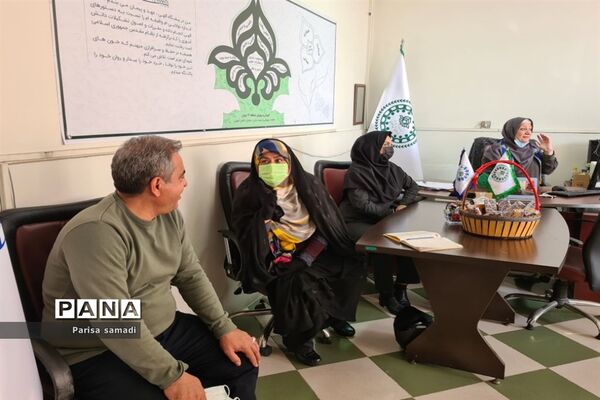 تقدیر از منتخبان آثار برتر در پویش‌های جشنواره زمستانی شاد منطقه ۱۳ شهر تهران