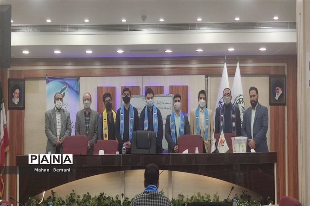 انتخابات هیات رئیسه مجلس دانش‌آموزی پسران استان قم
