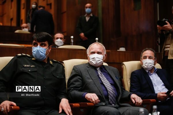 مراسم تجلیل از مربیان برتر سال در سازمان محیط زیست