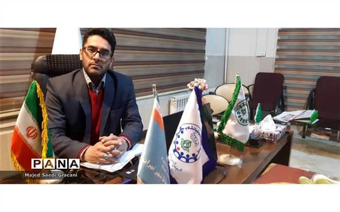 دانش‌آموزان فعال در کانون‌های فرهنگی، تربیتی، نسبت به دیگران کاربردی تر فعالیت می‌کنند