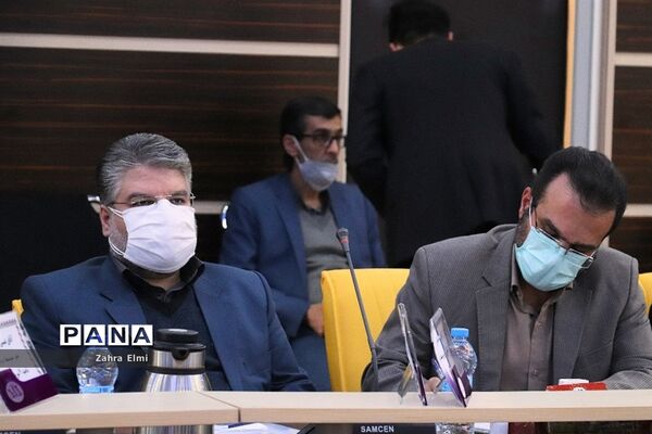 نشست صمیمی وزیرآموزش و پرورش با معلمان پیشکسوت آذربایجان شرقی