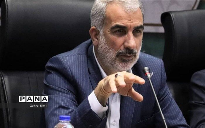 دولت مردمی از اولین روزهای کاری پیگیر مطالبات فرهنگیان است
