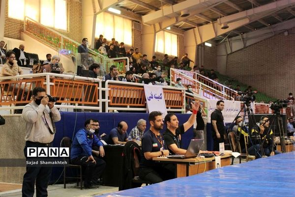 چهل و دومین دوره رقابت‌های بین المللی کشتی فرنگی جام جهان پهلوان تختی در اهواز