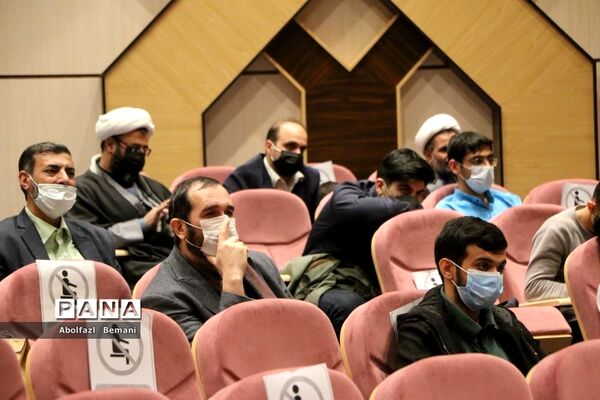 آیین رونمایی از یادمان شهدای گمنام دانشگاه علوم پزشکی قم