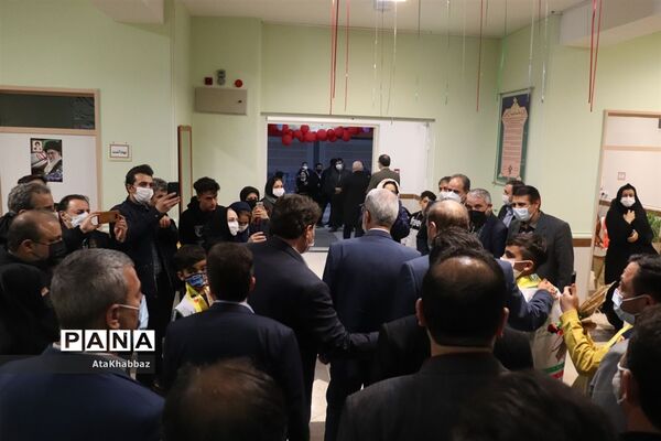 افتتاح مدرسه خیرساز توسط وزیر آموزش و پرورش
