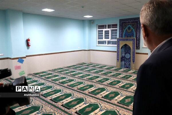 افتتاح مدرسه خیرساز توسط وزیر آموزش و پرورش