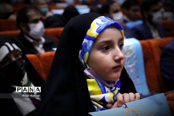 آیین اختتامیه اجلاس سراسری نماز دانش‌آموزی در تبریز