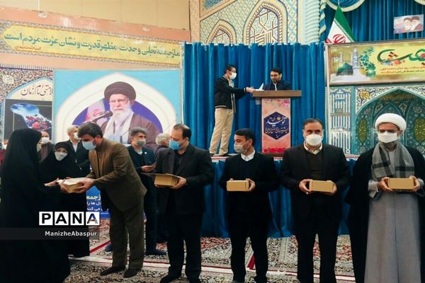 میزخدمت آموزش و‌ پرورش بجنورد در نماز جمعه