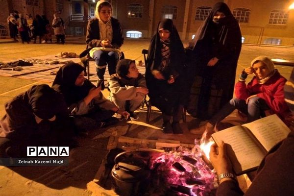 اجرای برنامه «آسمان پنجم» در هنرستان صباری قم