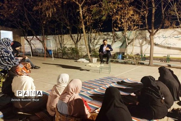 اجرای برنامه «آسمان پنجم» در هنرستان صباری قم