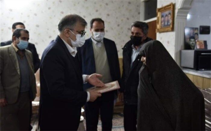 دیدار با 450 خانواده شهید در اجرای طرح سپاس در البرز