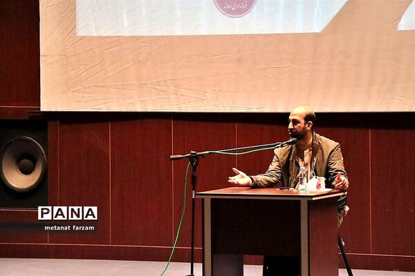 برگزاری همایش جهاد تبیین بیانیه گام دوم انقلاب در شهرستان دماوند