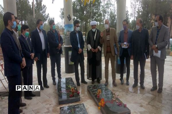 مراسم تقدیر از معاونان پرورشی مدارس غیردولتی در دانشگاه آزاد اسلامی کاشمر