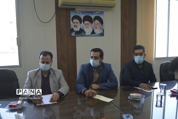 جلسه هماهنگی برنامه‌های جشن نیکوکاری در معاونت پرورشی و فرهنگی اداره‌کل آموزش و پرورش استان بوشهر