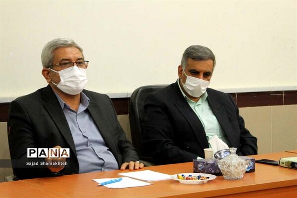 تقدیر از روسا و کارشناسان حوزه ستادی معاونت پرورشی و فرهنگی خوزستان