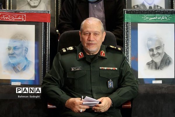 آیین رونمایی از دستاوردهای پژوهشگاه علوم و معارف دفاع مقدس