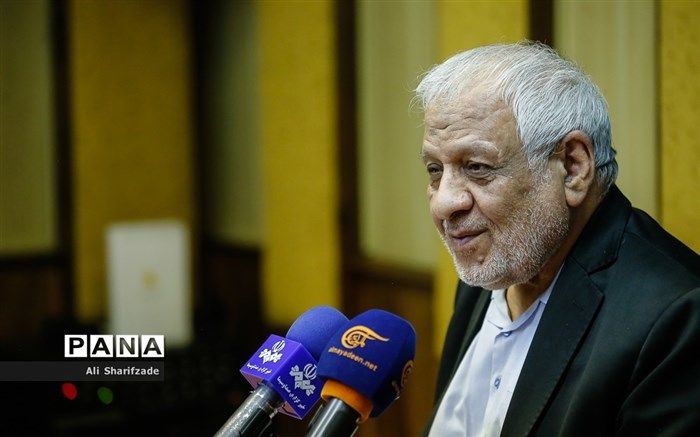 پیشنهاد دبیرکل حزب موتلفه اسلامی برای برگزاری «رفراندوم» در اوکراین