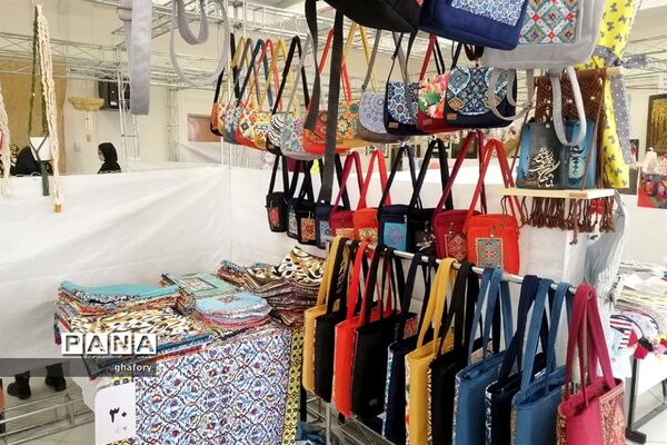 برگزاری نمایشگاه بهاره کارآفرینان شهرستان  دماوند