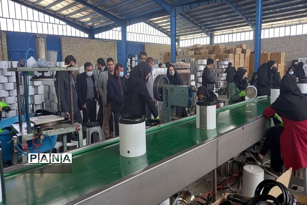 مراسم تجلیل از مربیان پیشتاز جرقویه علیا