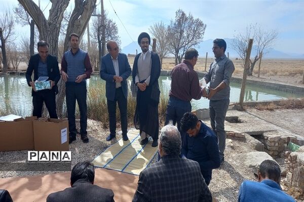 مراسم تجلیل از مربیان پیشتاز جرقویه علیا