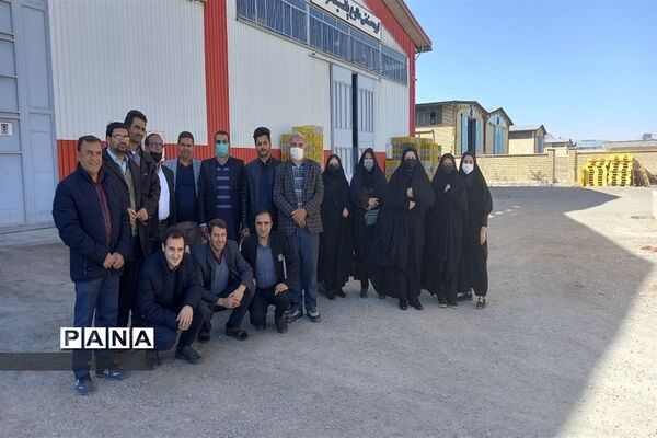 مراسم تجلیل از مربیان پیشتاز جرقویه علیا