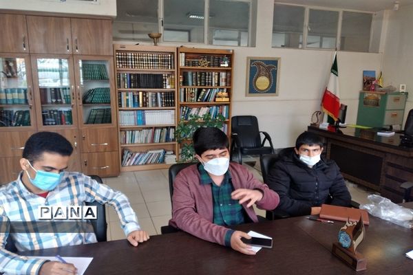 جلسه توجیهی مسابقه مناظره دانش‌آموزی ناحیه 2 اصفهان